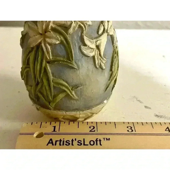 Eggstravagant by Tom Herold Easter Floral Resin Decorative Egg - Picture 6 of 6